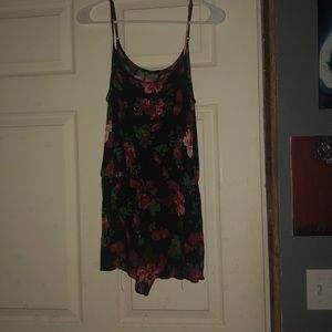 Floral romper🌷